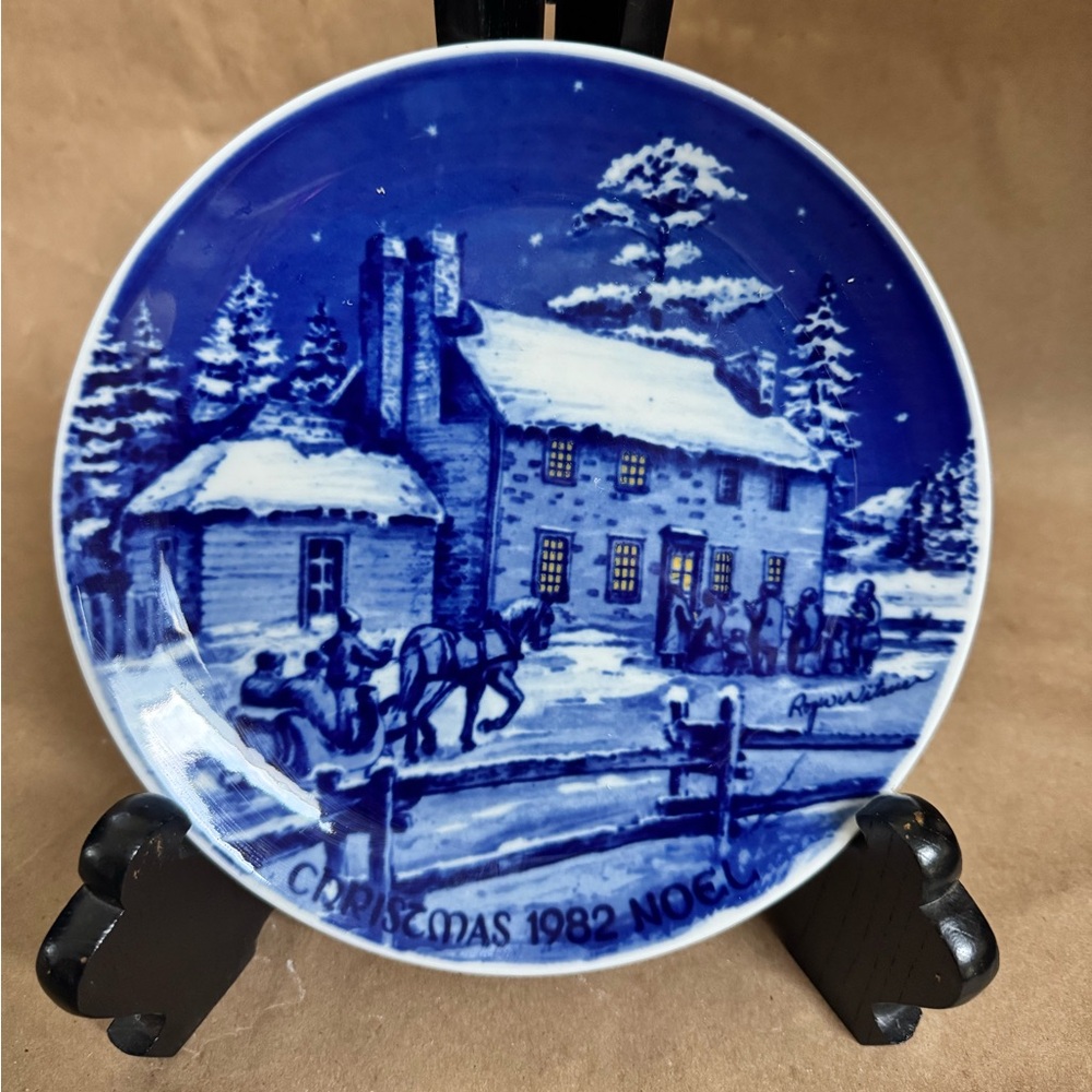 1982 Sorrina “Christmas Eve at The Jesuit House 1637” 7.5” Collectible Plate